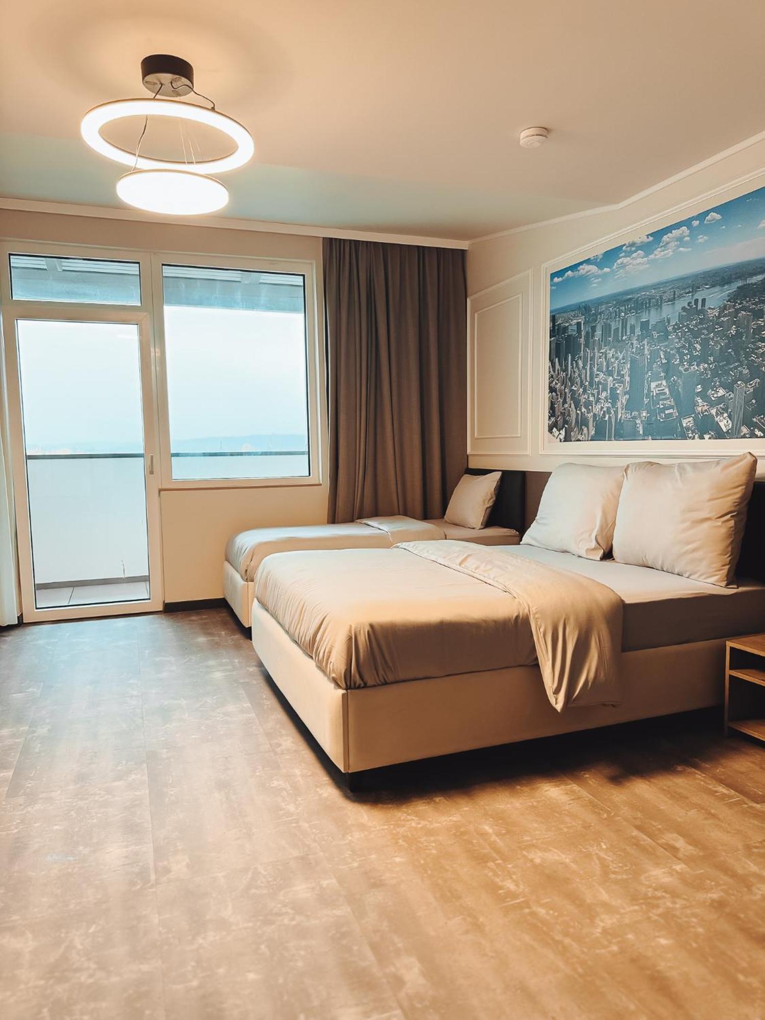 F Hotel 24H Check-In Hörsching Dış mekan fotoğraf